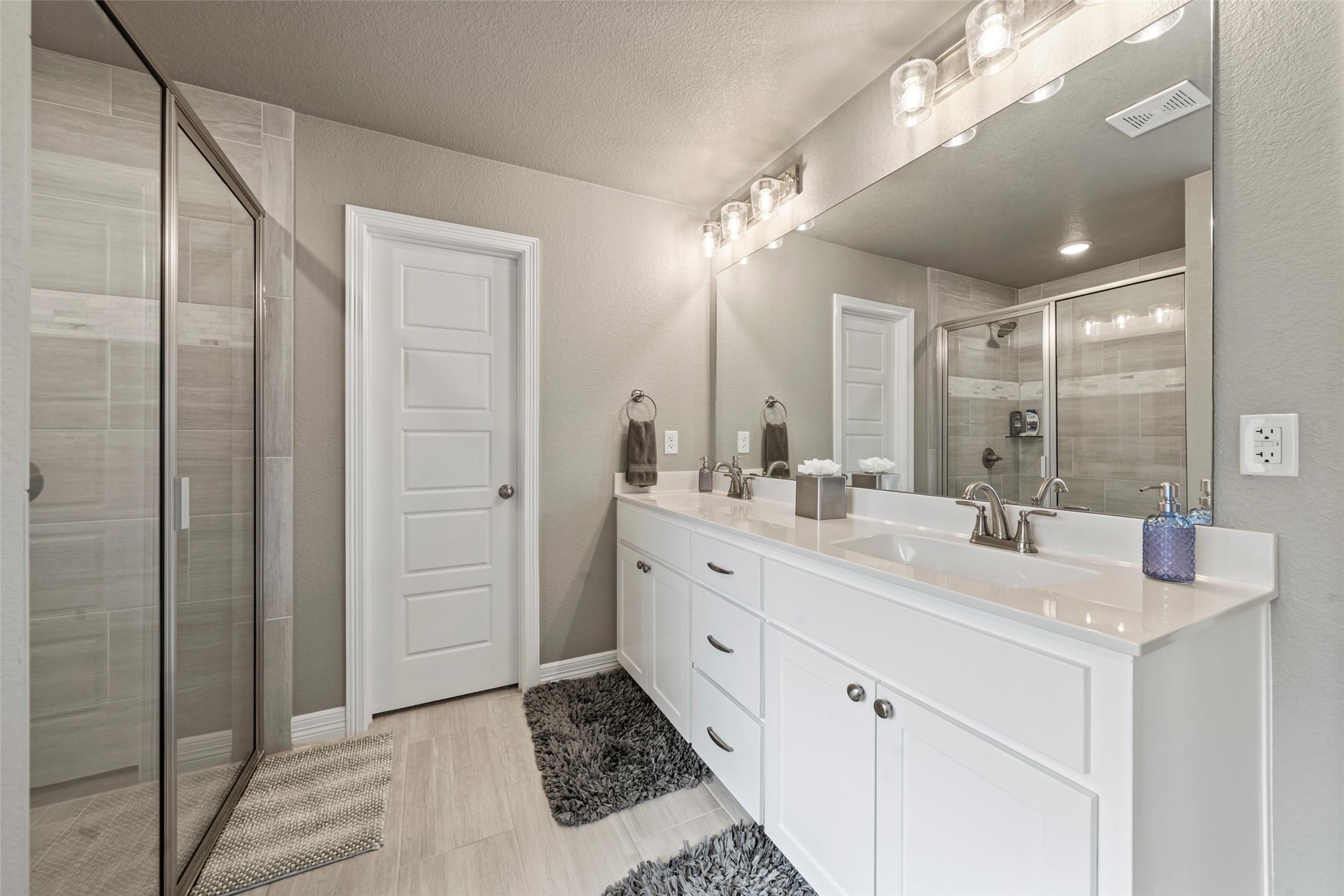 828 Agile Street Hewitt TX 76643