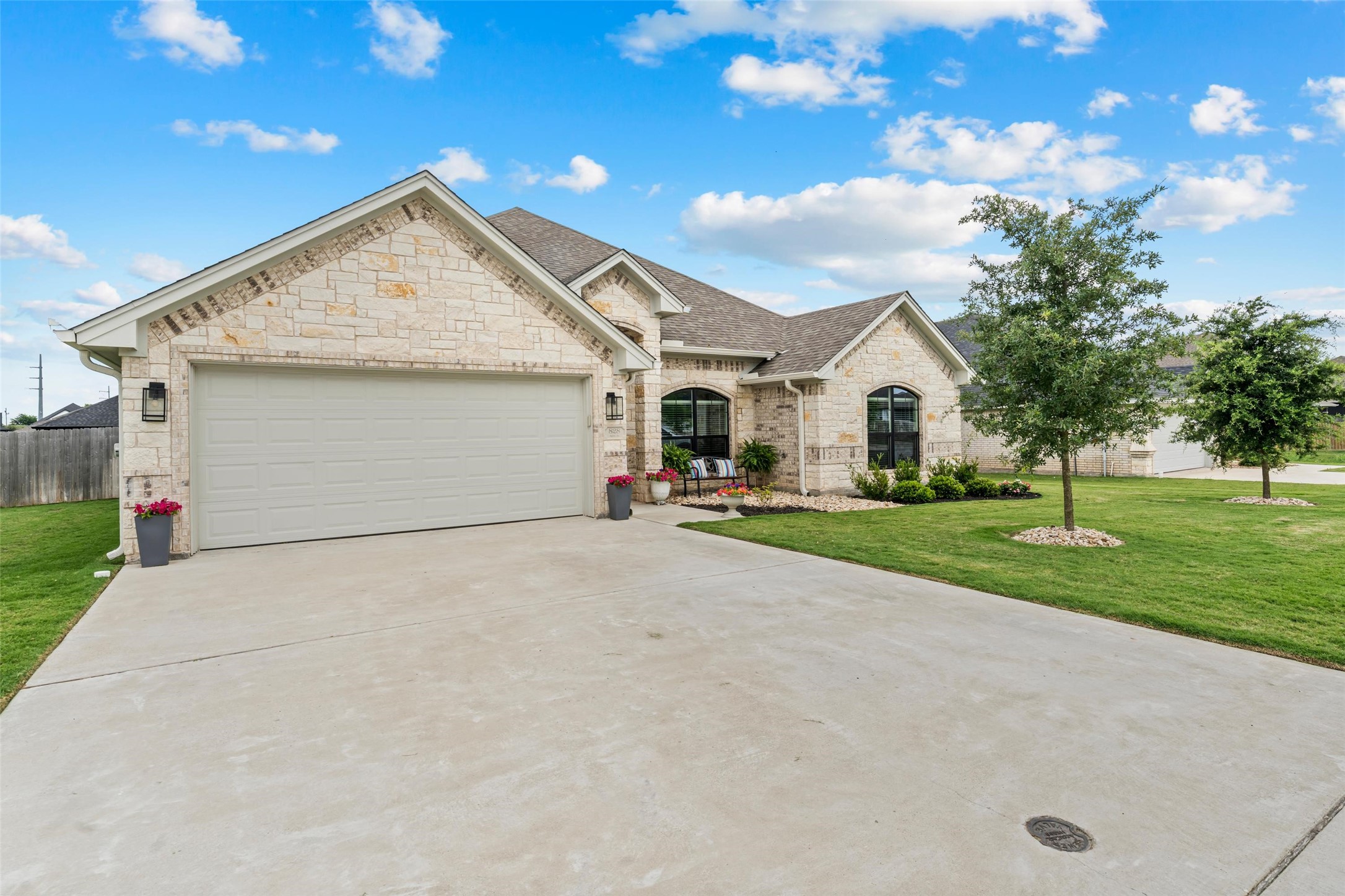 828 Agile Street Hewitt TX 76643