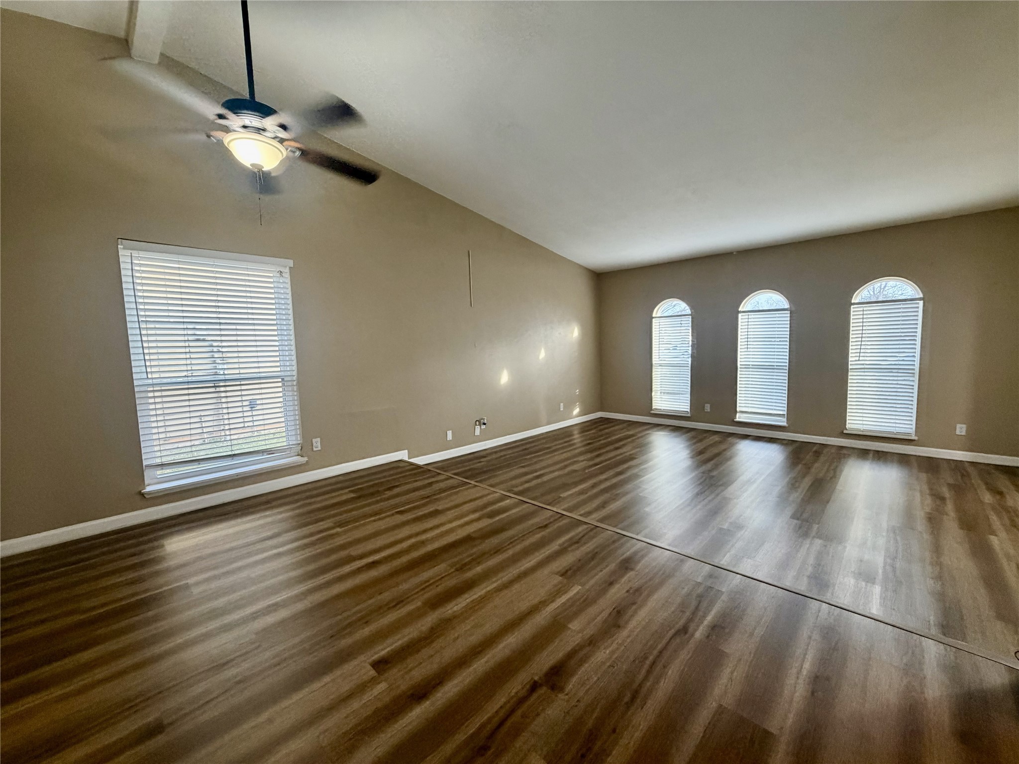 4019 Rushmoor Drive Arlington TX 76016