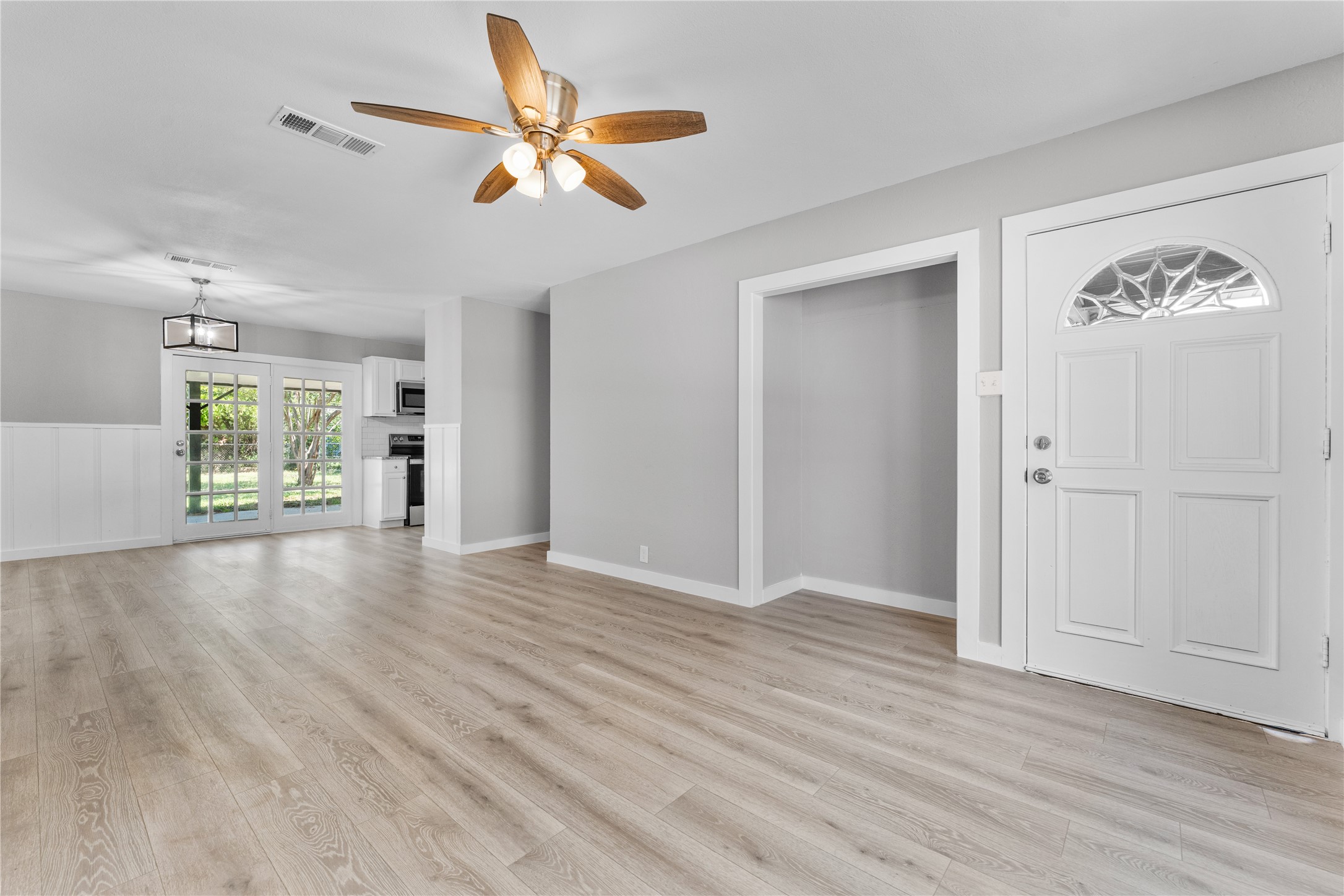 709 N Rita Street Lacy Lakeview TX 76705