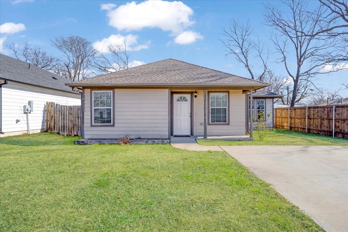307 N Carter Howe TX 75459