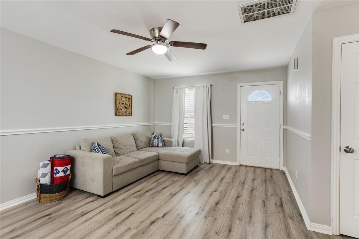 307 N Carter Howe TX 75459