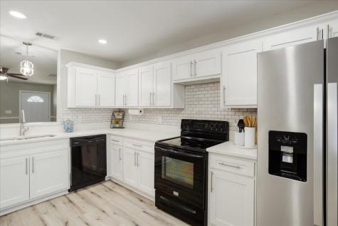 307 N Carter Howe TX 75459