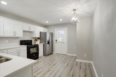 307 N Carter Howe TX 75459