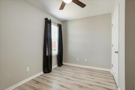 307 N Carter Howe TX 75459