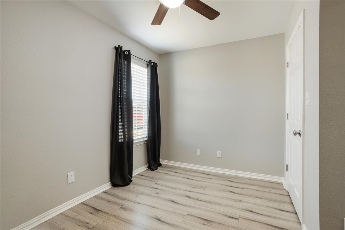 307 N Carter Howe TX 75459
