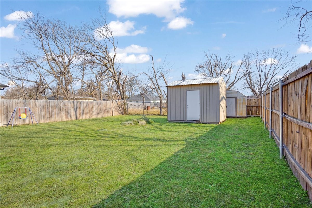 307 N Carter Howe TX 75459