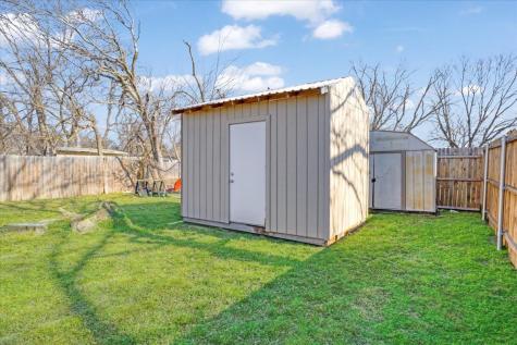 307 N Carter Howe TX 75459