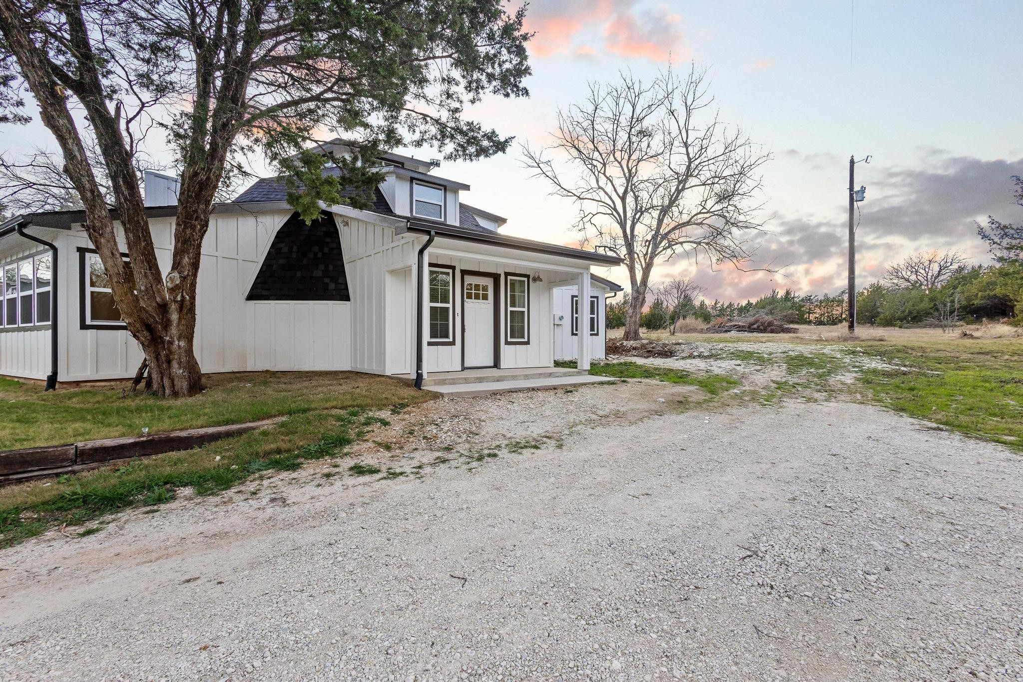 1325 Reynolds Road Whitewright TX 75491