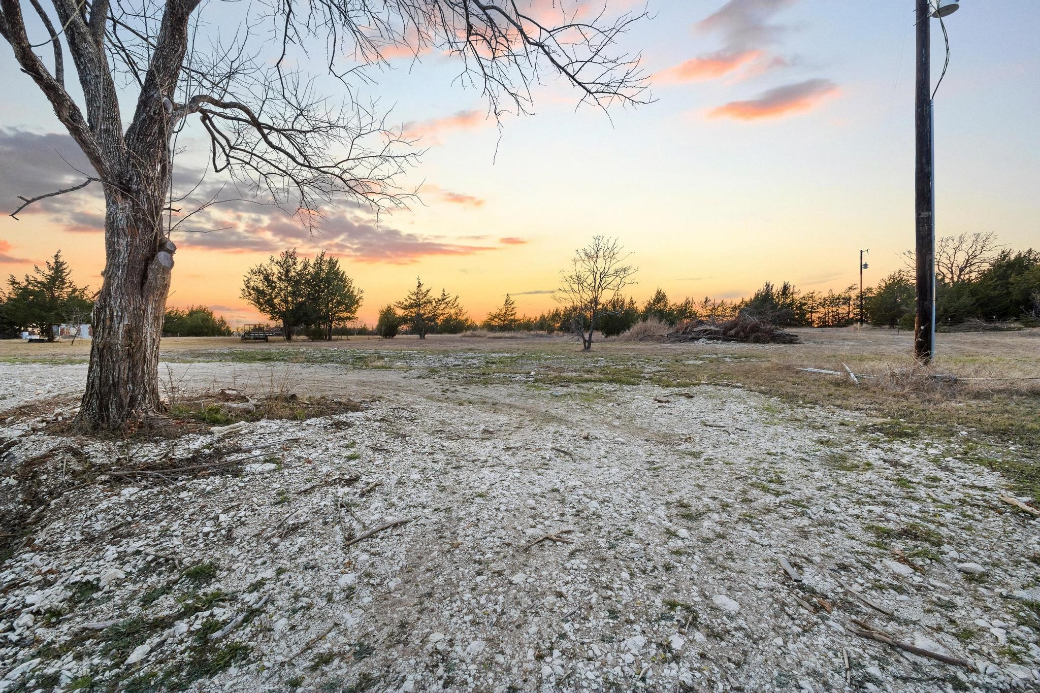 1325 Reynolds Road Whitewright TX 75491
