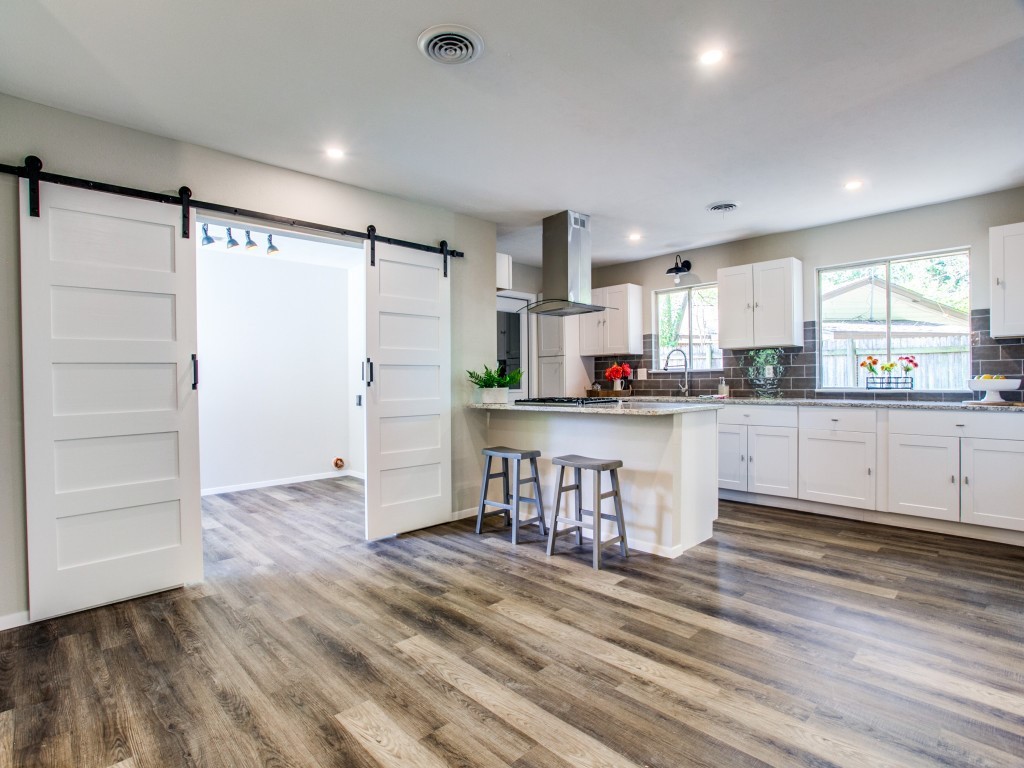 2606 Brentwood Circle Arlington TX 76013