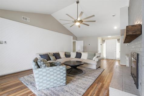 1917 Pleasant Valley Drive Plano TX 75023