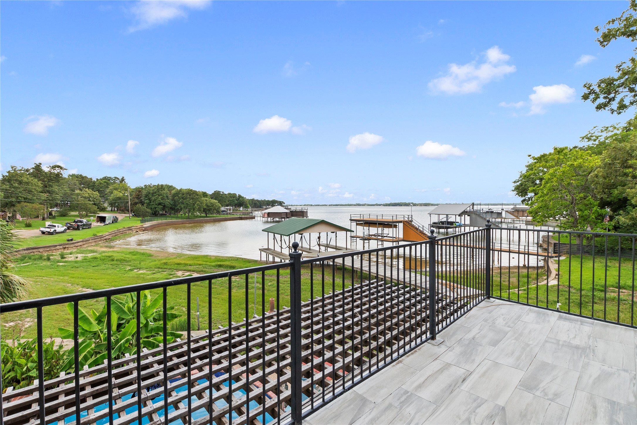 142 Deer Island Road Mabank TX 75156