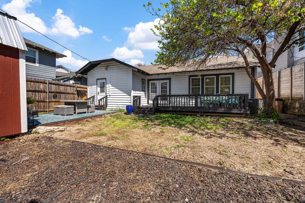 1320 Madeline Place Fort Worth TX 76107
