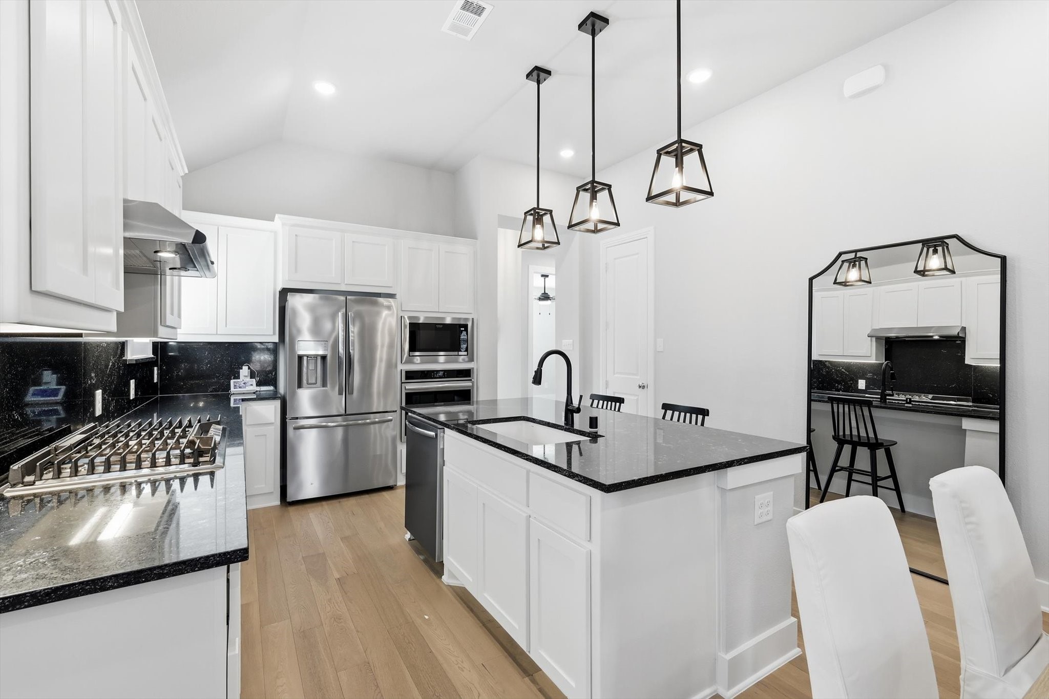 8128 Legacy Trail Mckinney TX 75071