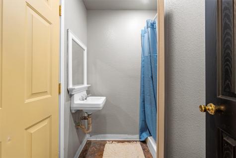 206 Navajo Trail Gatesville TX 76528