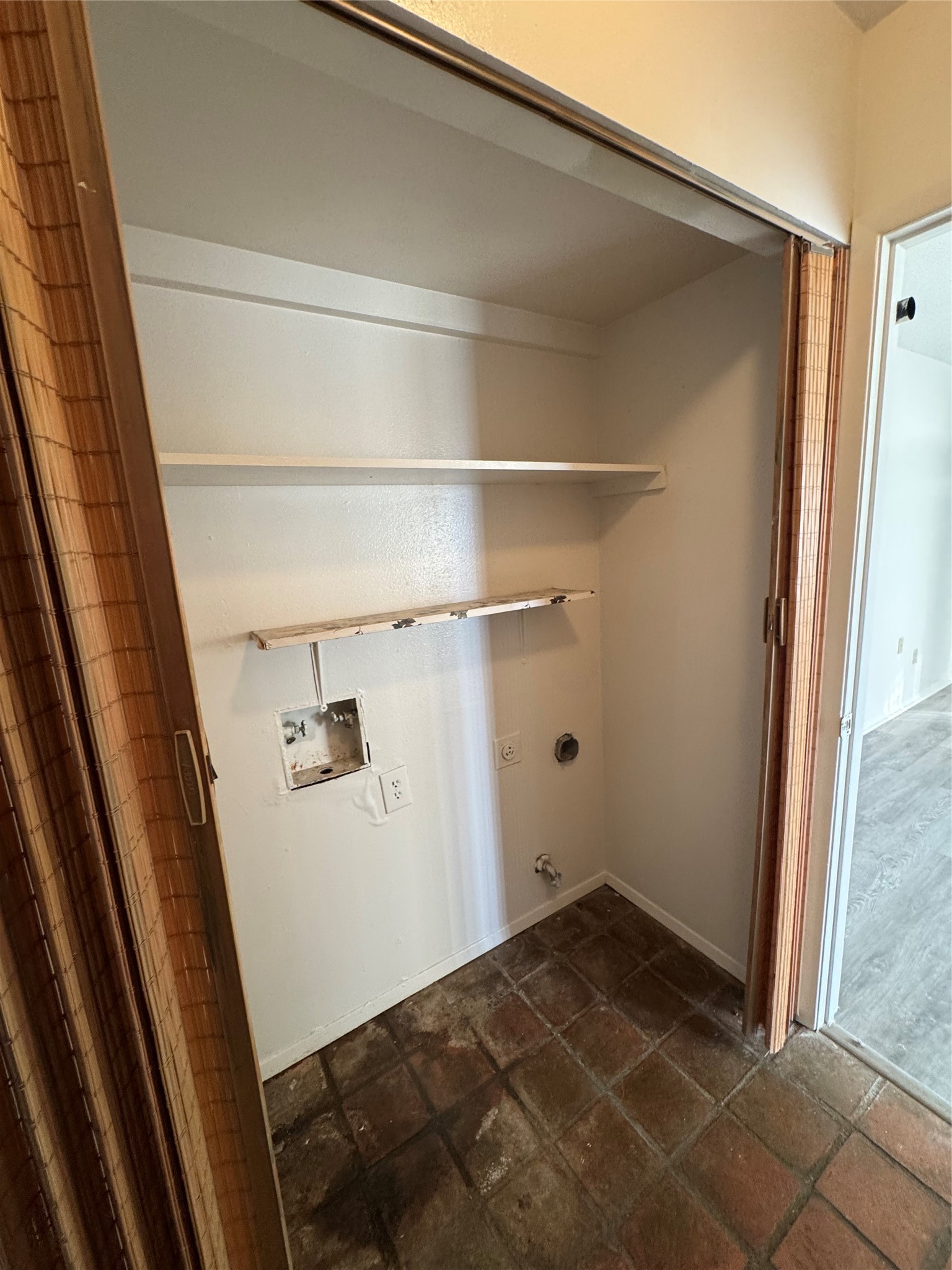 13422 Blossomheath Lane Dallas TX 75240