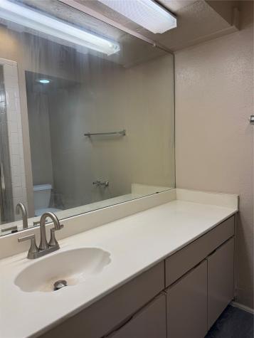 13422 Blossomheath Lane Dallas TX 75240