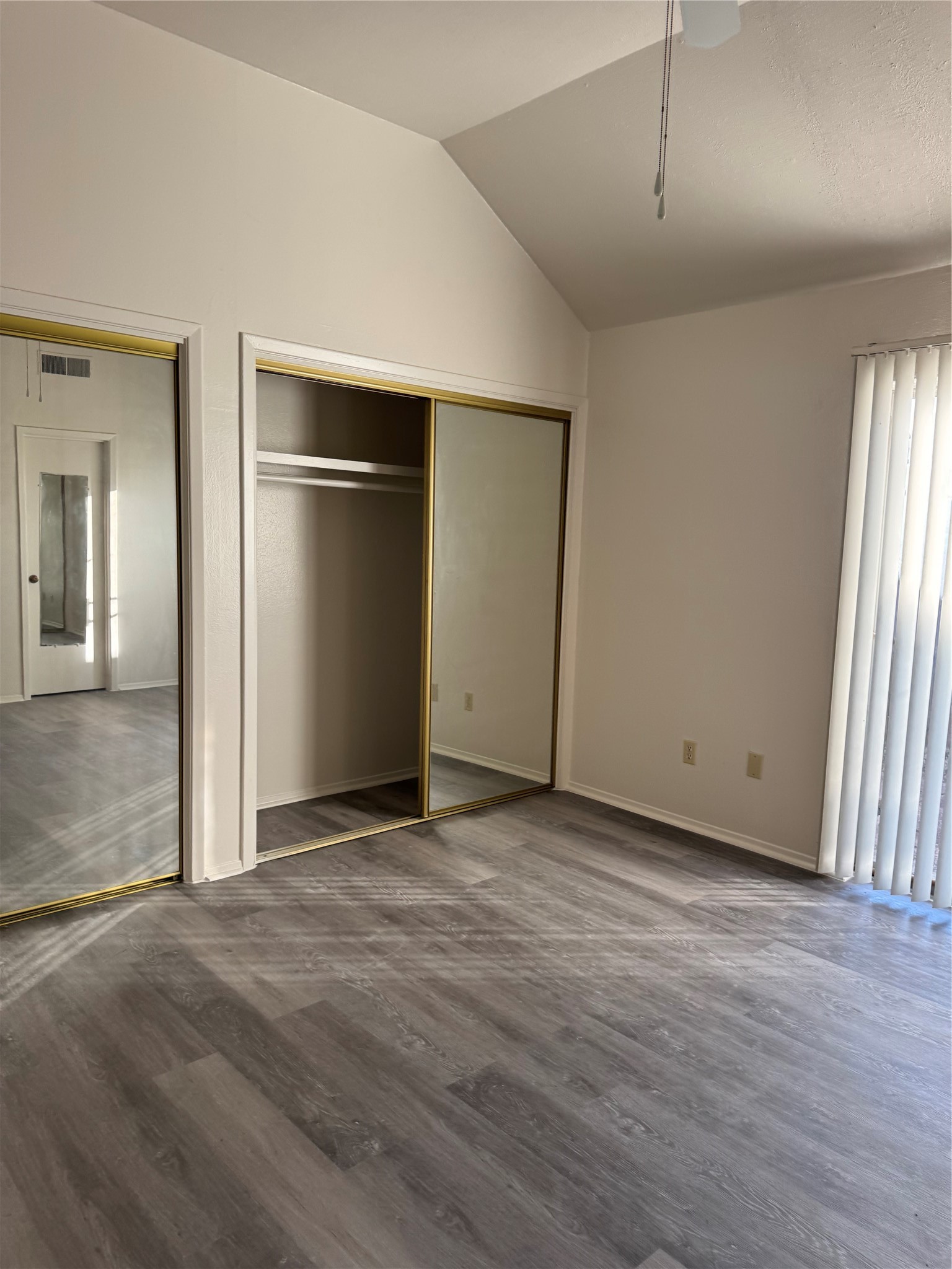 13422 Blossomheath Lane Dallas TX 75240