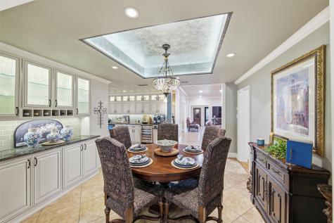 2000 Lakehill Court Arlington TX 76012
