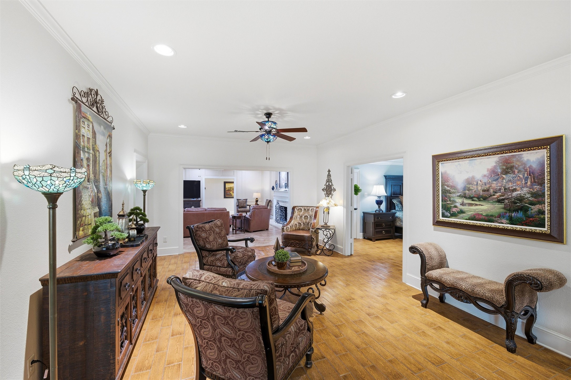 2000 Lakehill Court Arlington TX 76012