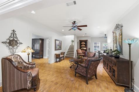 2000 Lakehill Court Arlington TX 76012