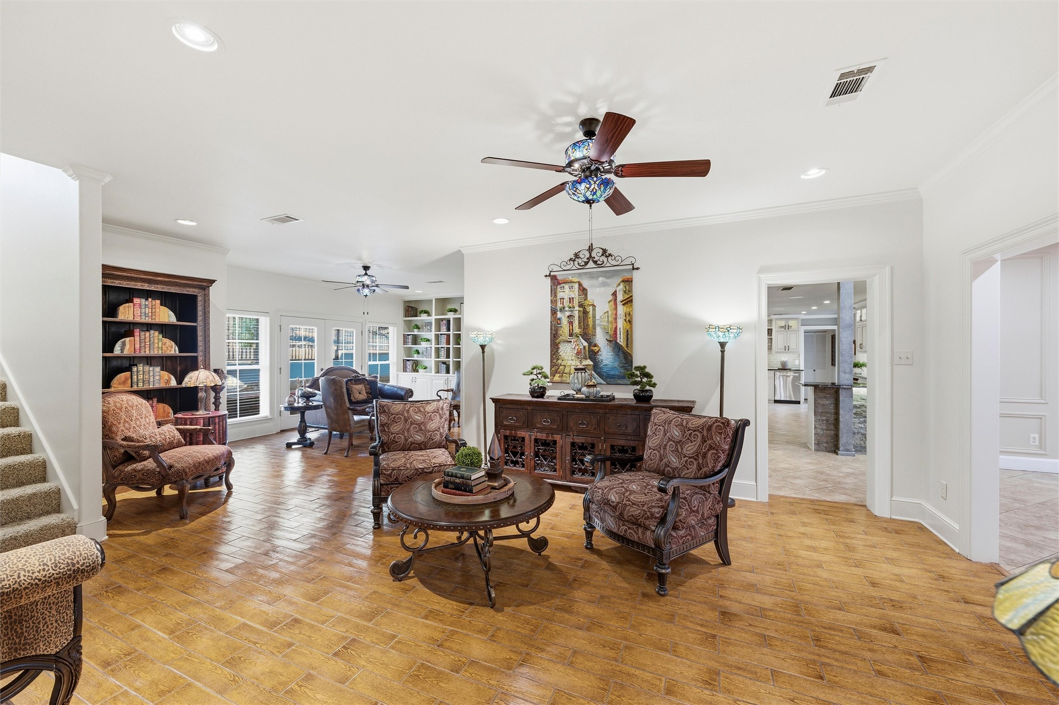2000 Lakehill Court Arlington TX 76012