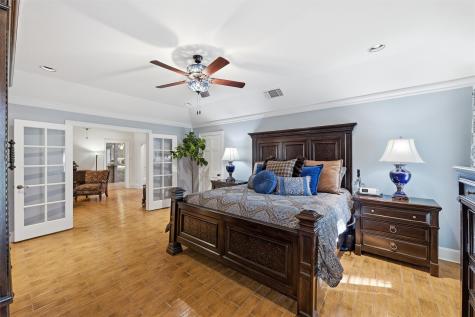 2000 Lakehill Court Arlington TX 76012