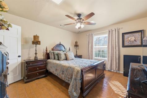 2000 Lakehill Court Arlington TX 76012
