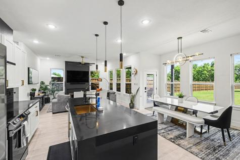 2742 Marjorie Avenue Dallas TX 75216