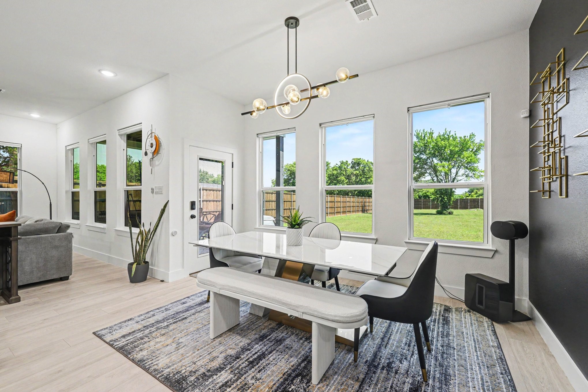 2742 Marjorie Avenue Dallas TX 75216