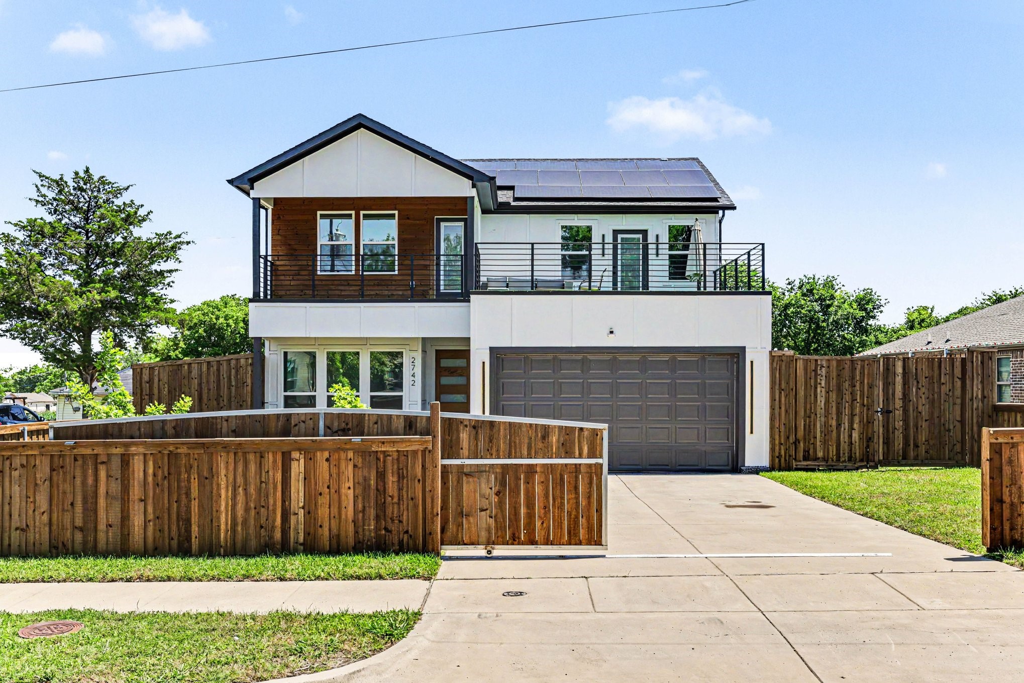 2742 Marjorie Avenue Dallas TX 75216