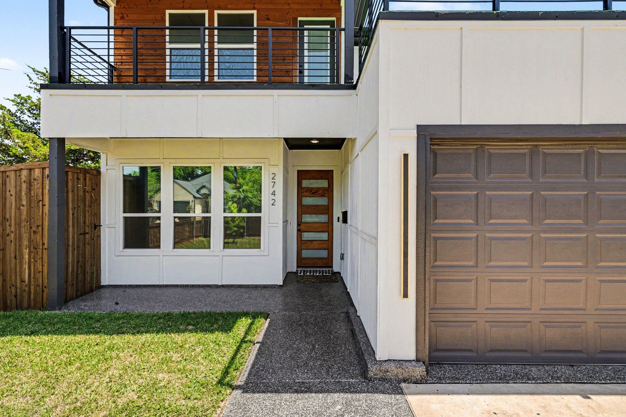 2742 Marjorie Avenue Dallas TX 75216