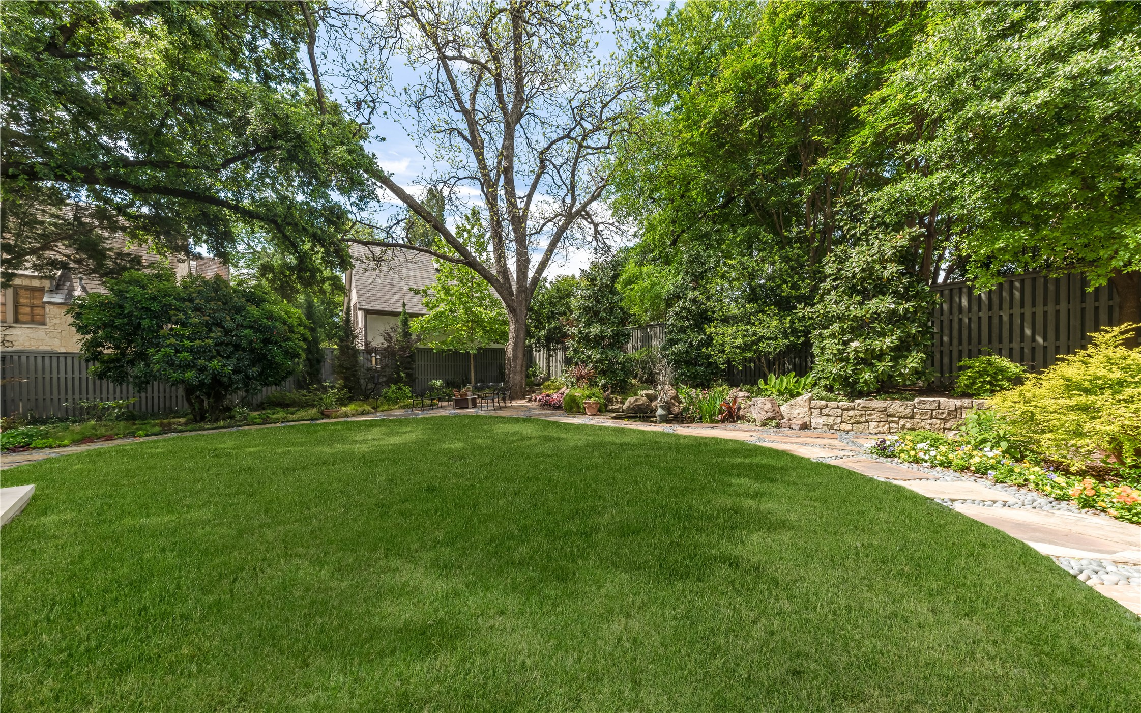 4211 Lakeside Drive Highland Park TX 75219