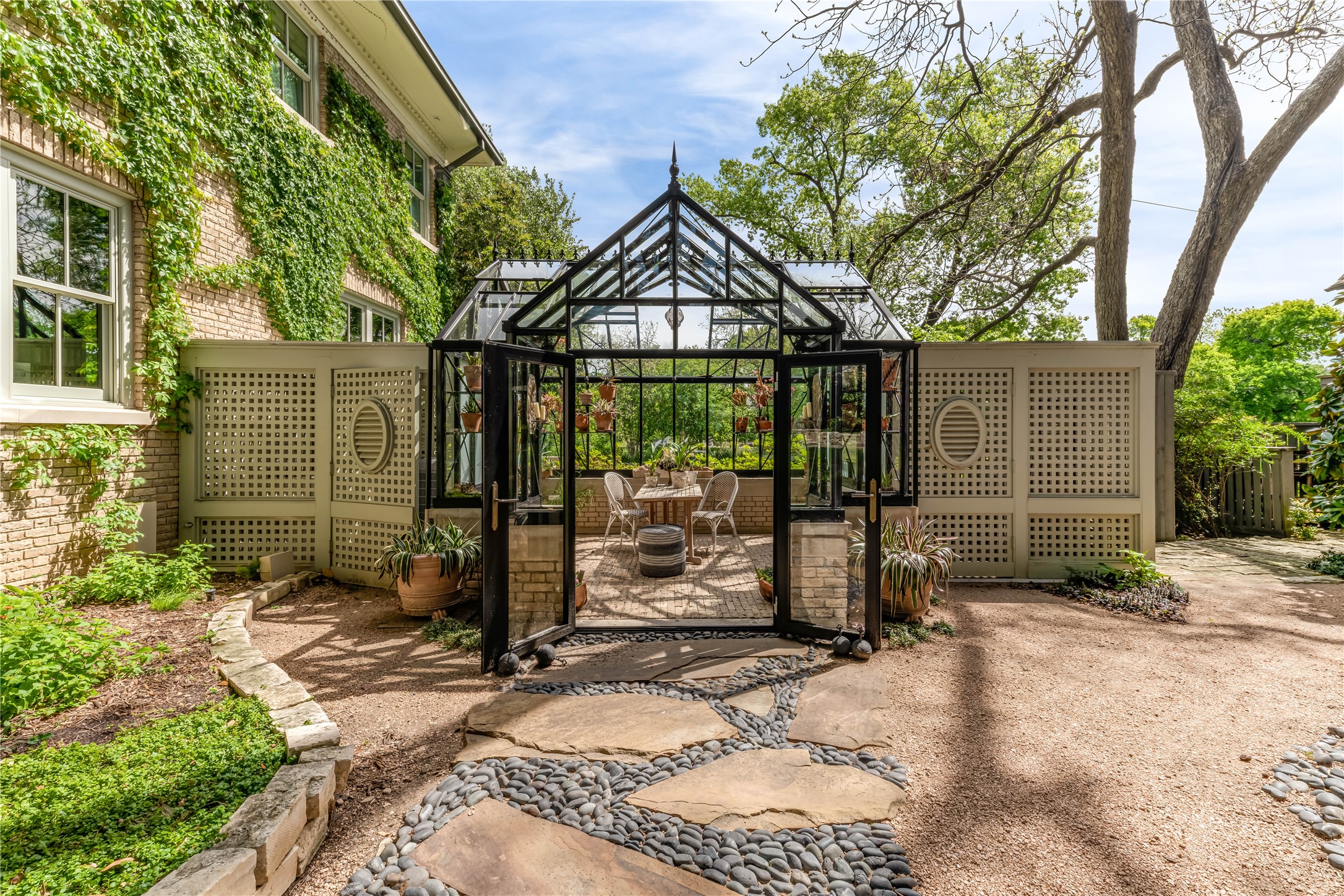 4211 Lakeside Drive Highland Park TX 75219
