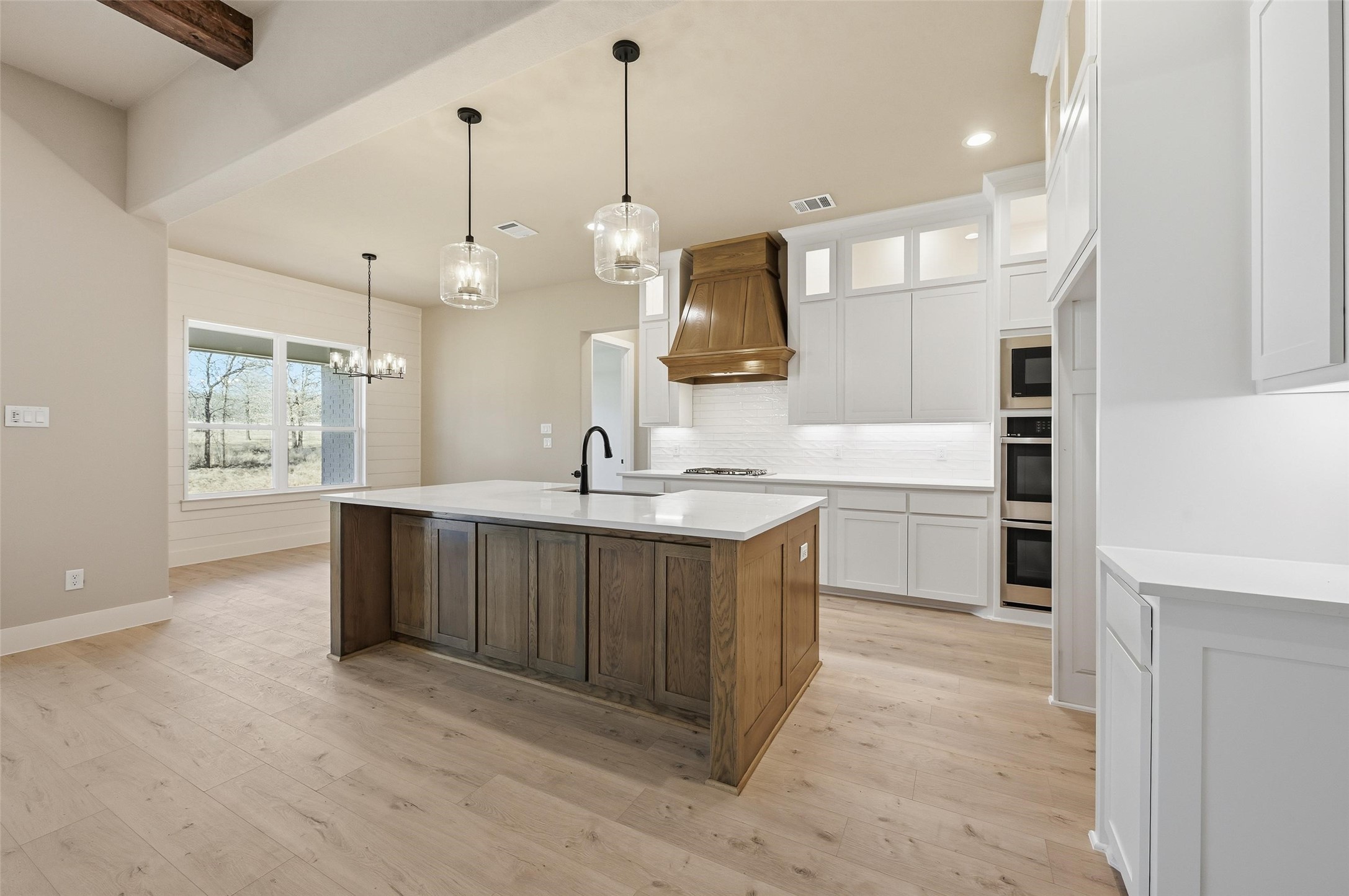 1053 Llano Way Poolville TX 76487