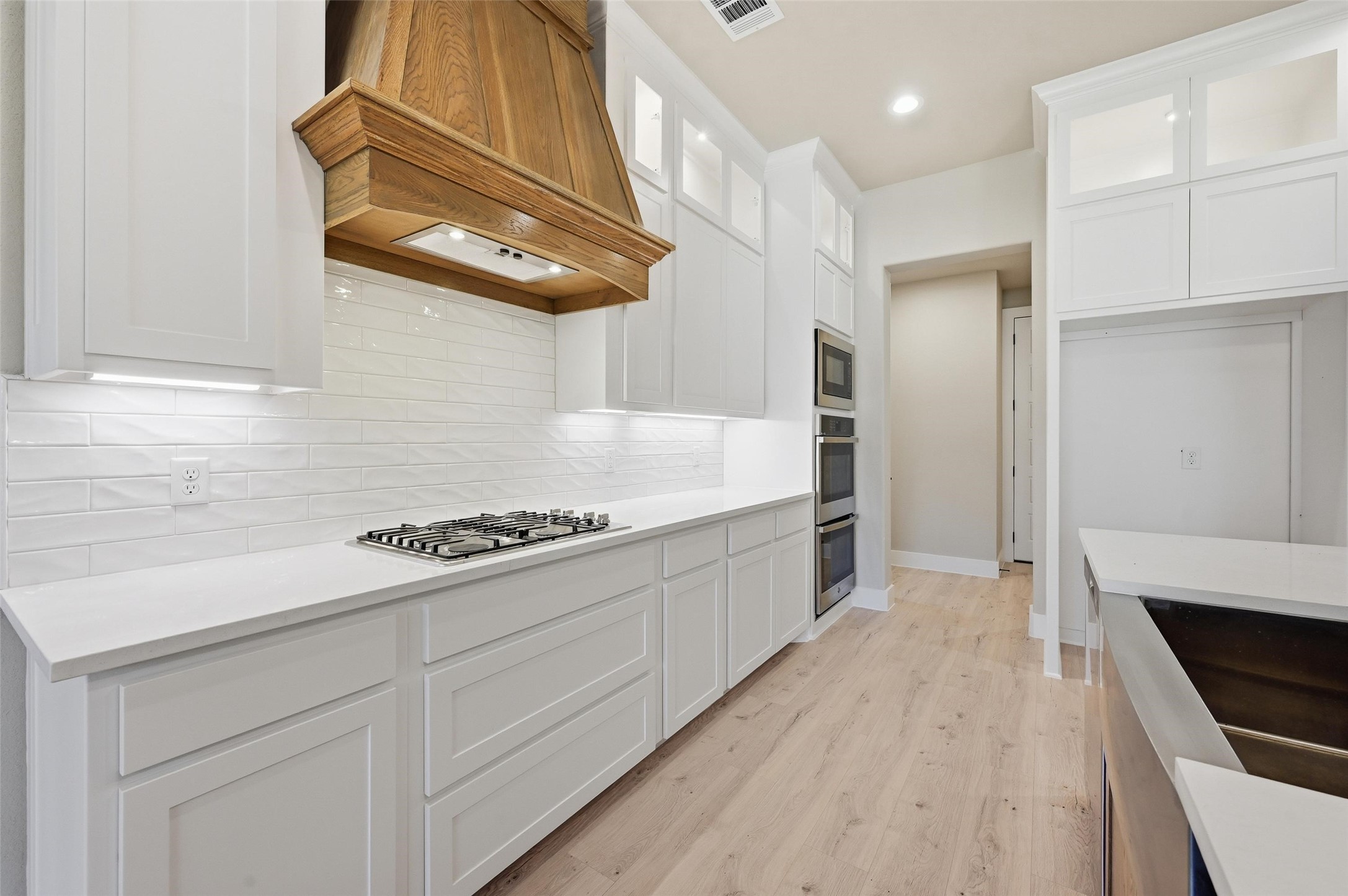 1053 Llano Way Poolville TX 76487