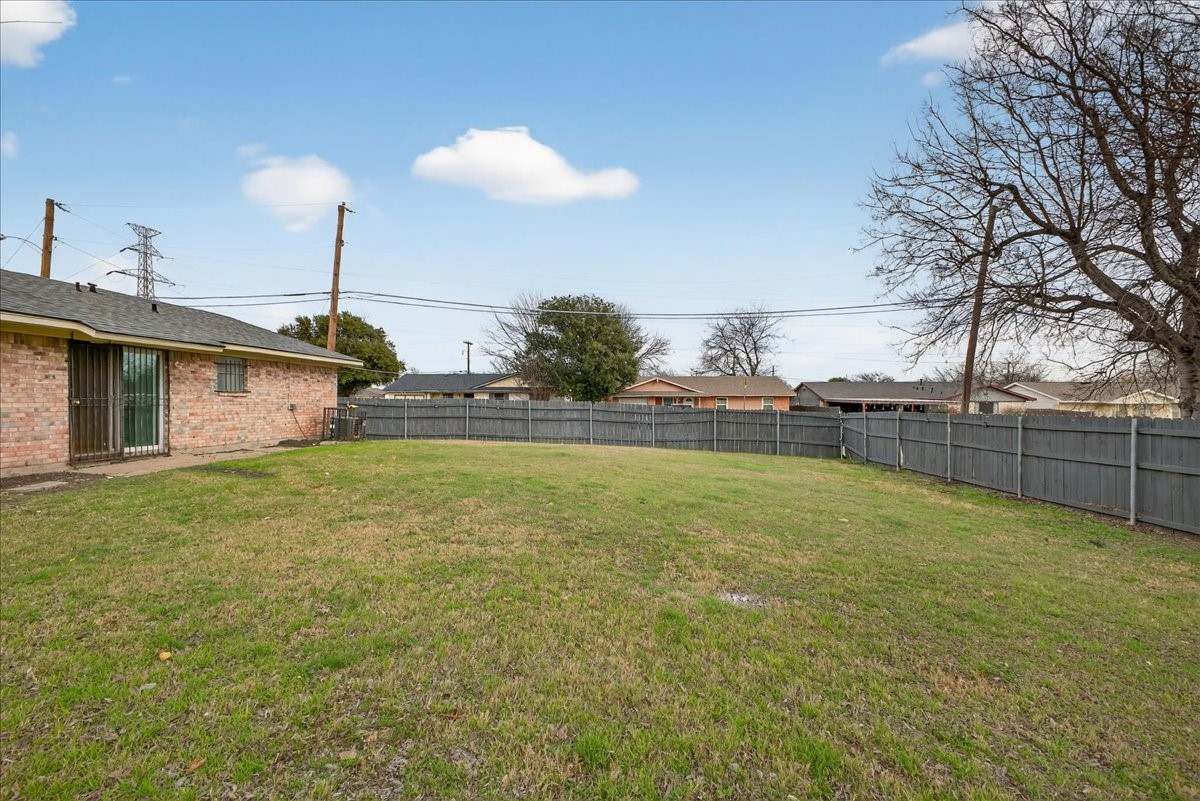 3250 Pacesetter Drive Dallas TX 75241