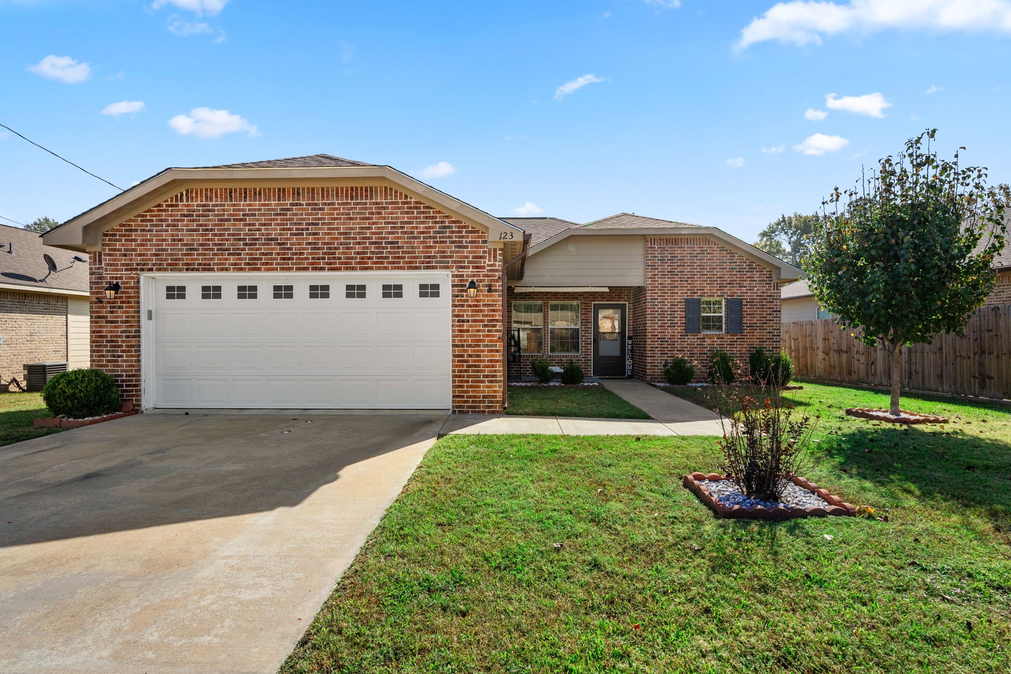 123 Tupelo Street Pittsburg TX 75686
