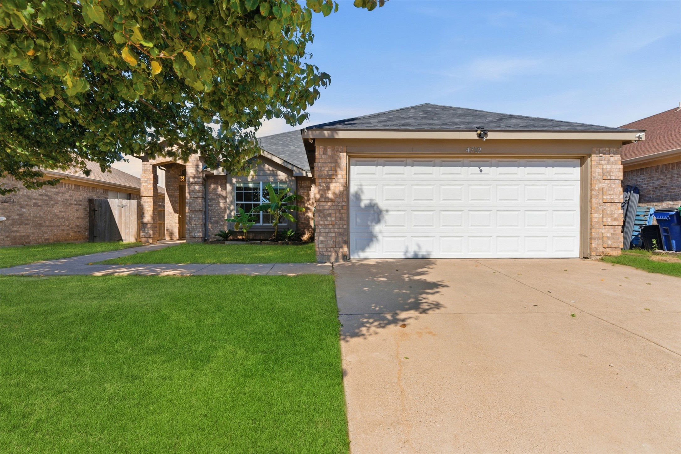4712 Topaz Lane Granbury TX 76049