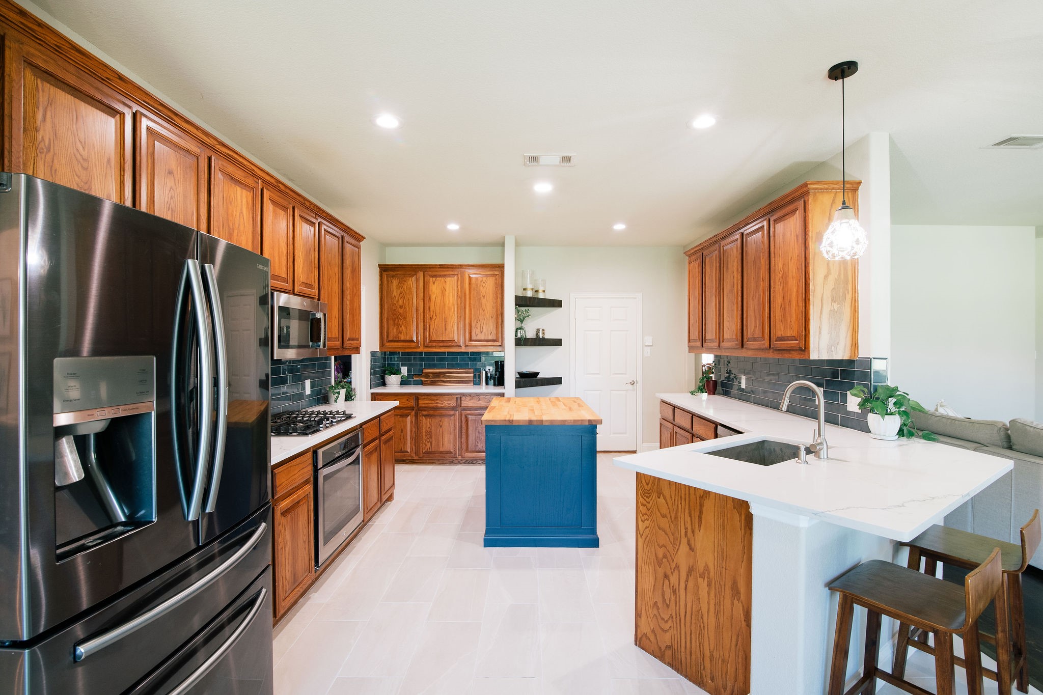 204 Country Lakes Drive Argyle TX 76226