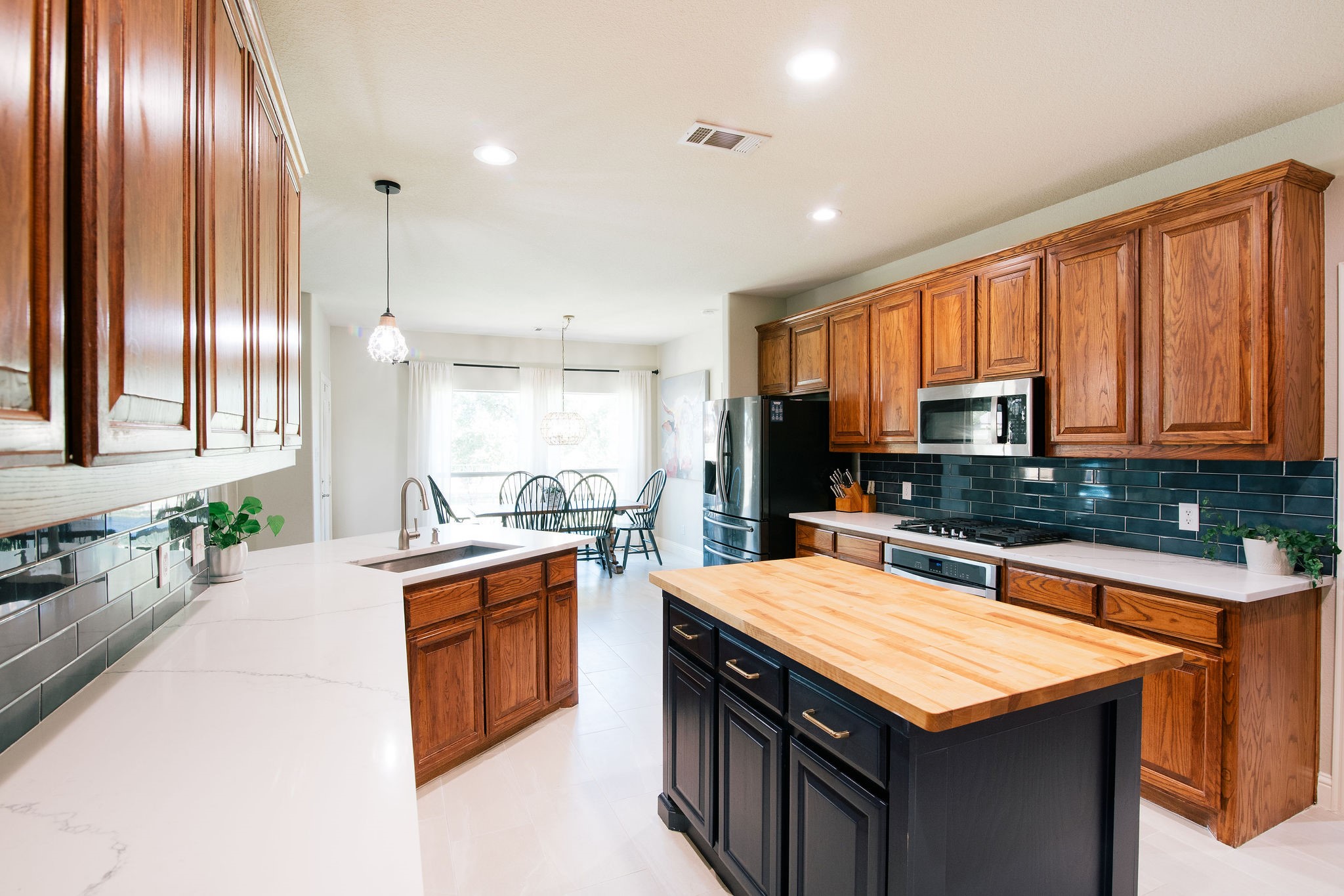 204 Country Lakes Drive Argyle TX 76226