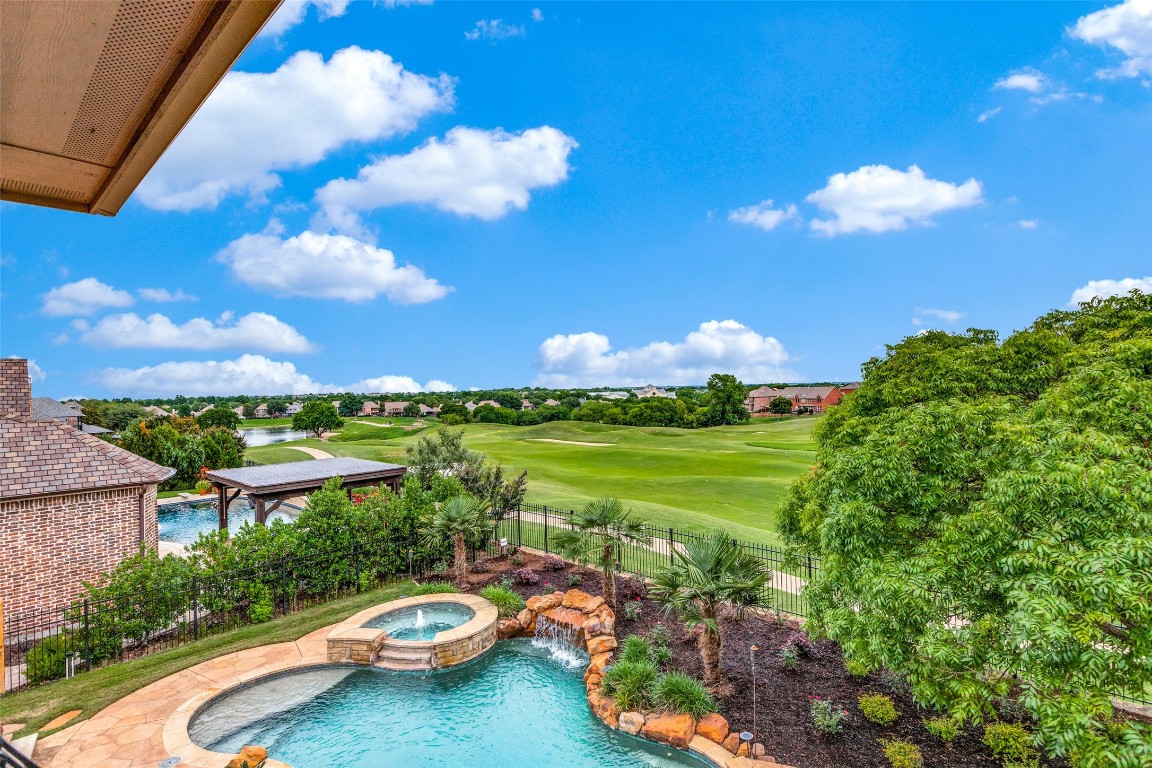 305 Isleworth Lane Mckinney TX 75072