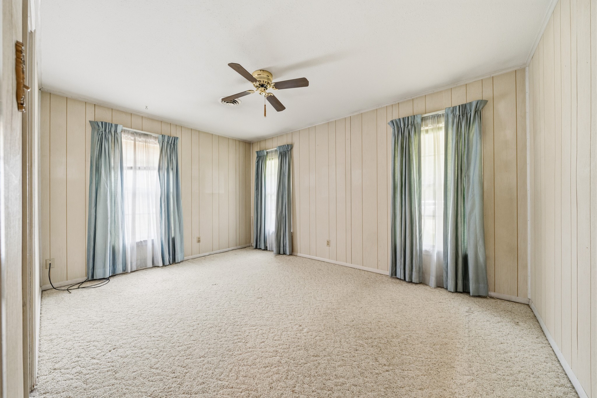 1319 W 3 A Street Mcgregor TX 76657