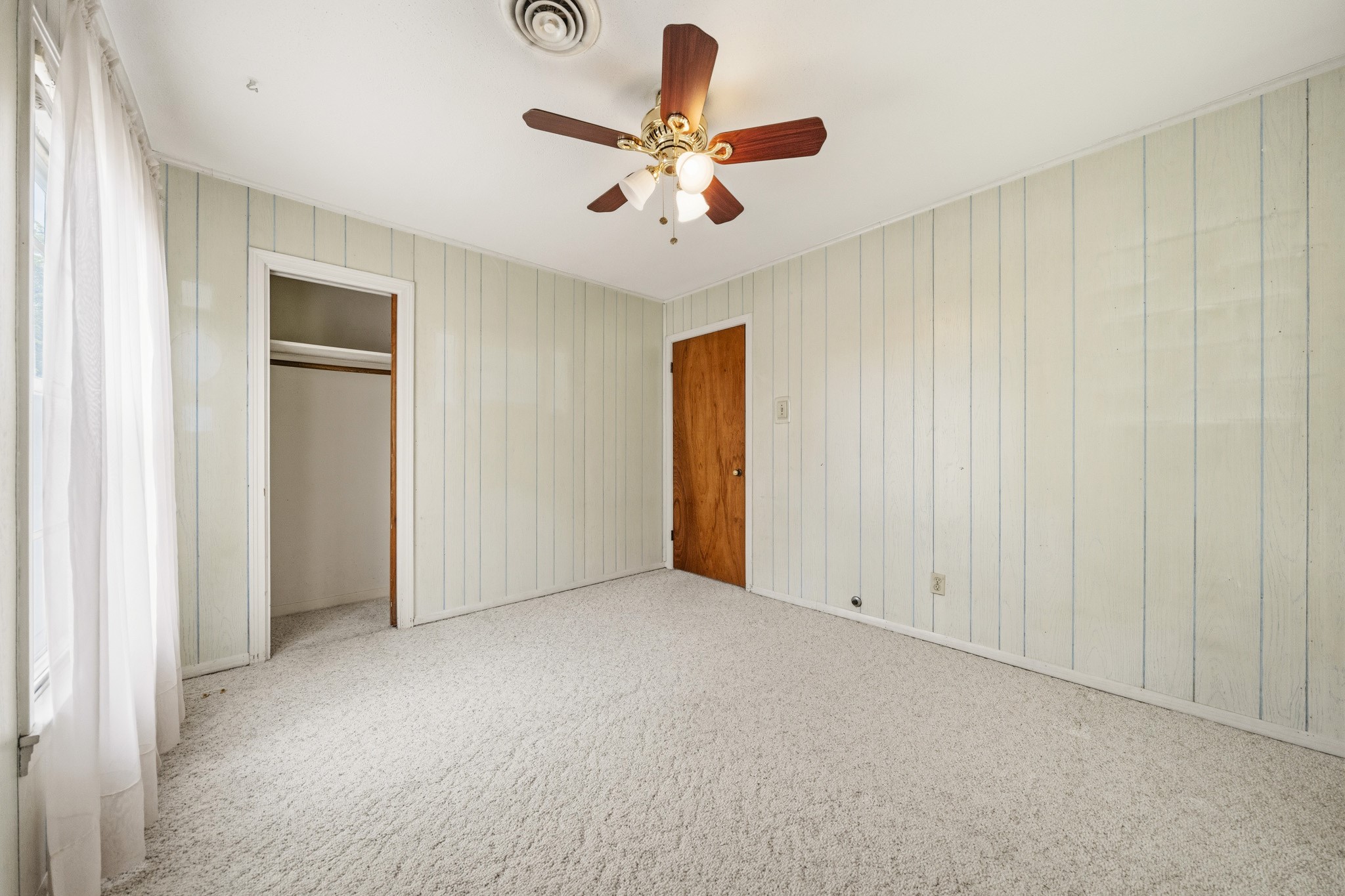 1319 W 3 A Street Mcgregor TX 76657