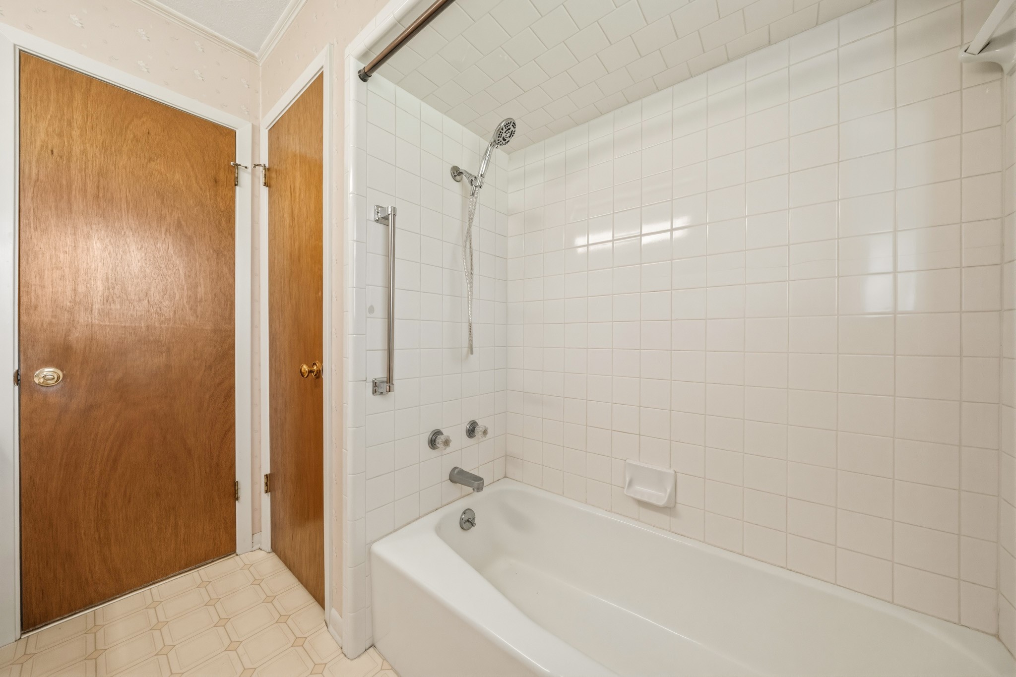 1319 W 3 A Street Mcgregor TX 76657