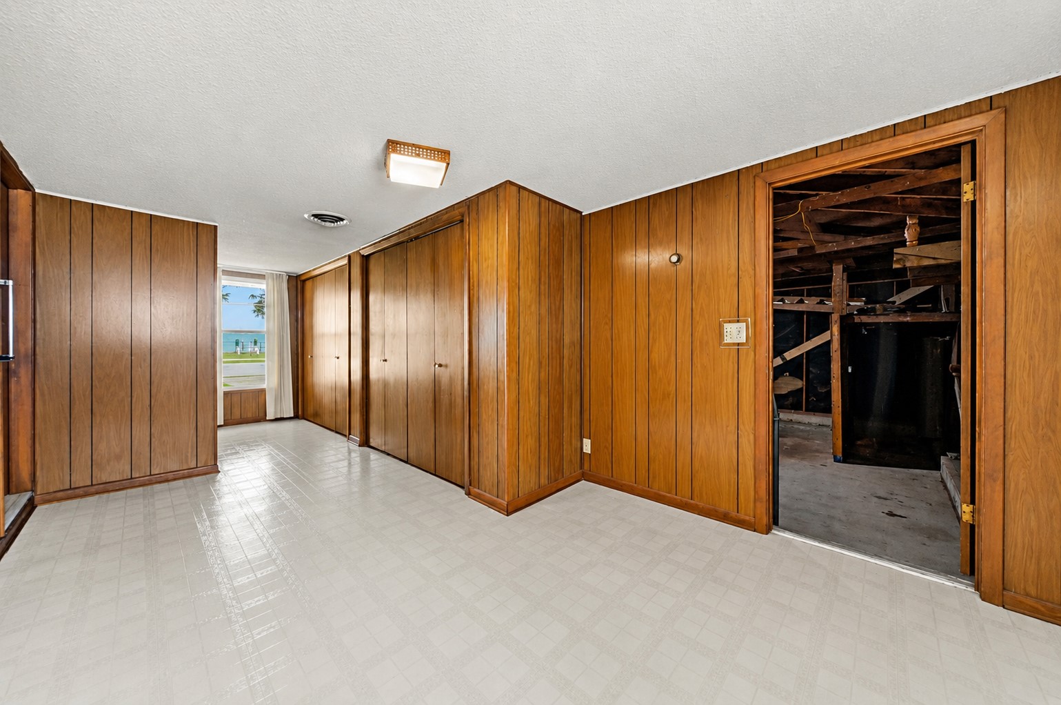 1319 W 3 A Street Mcgregor TX 76657