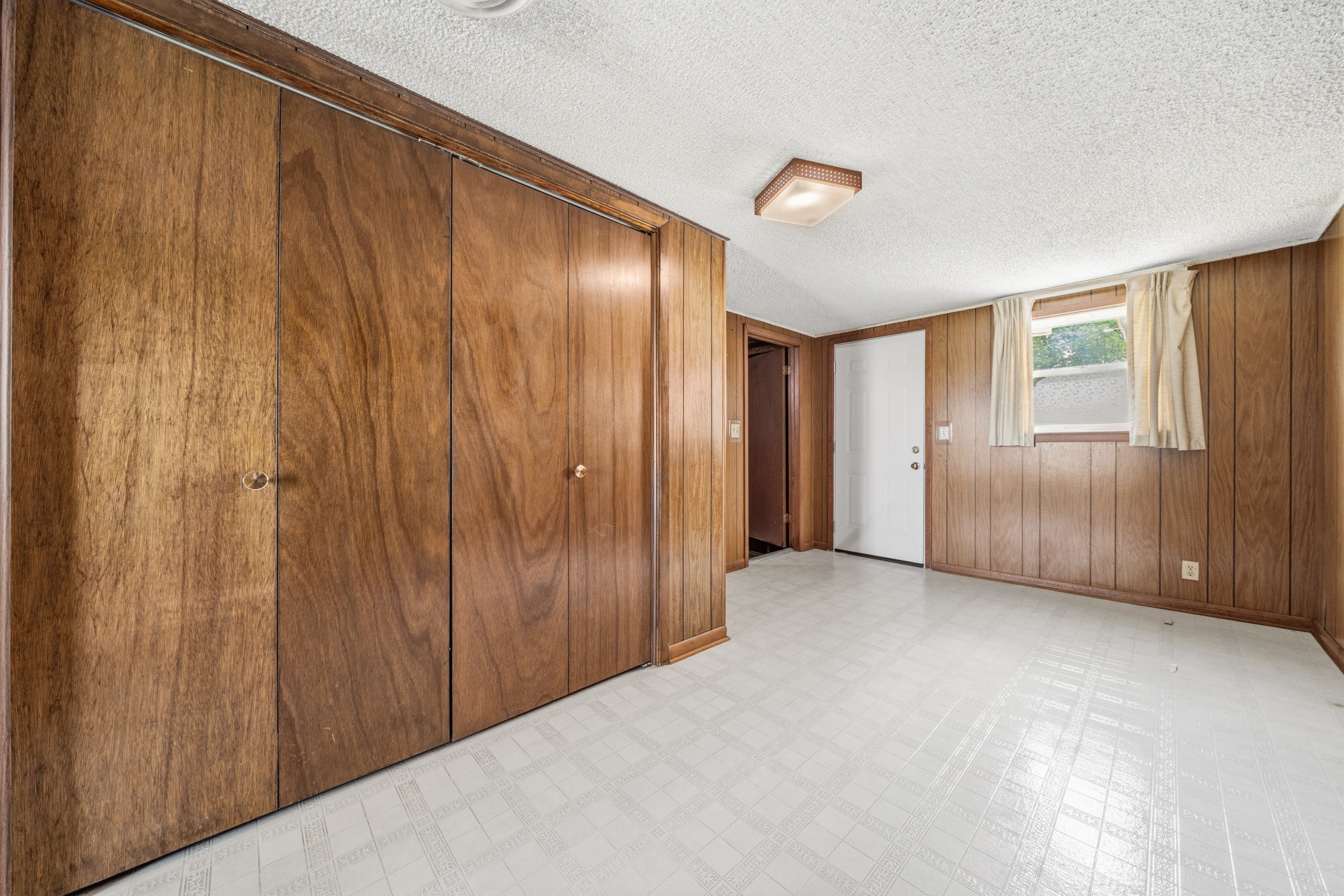 1319 W 3 A Street Mcgregor TX 76657