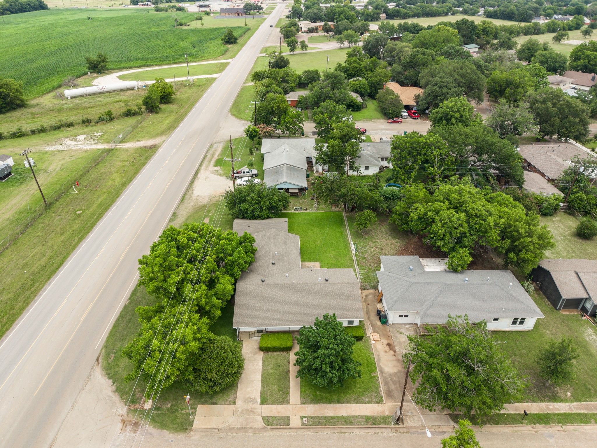 1319 W 3 A Street Mcgregor TX 76657