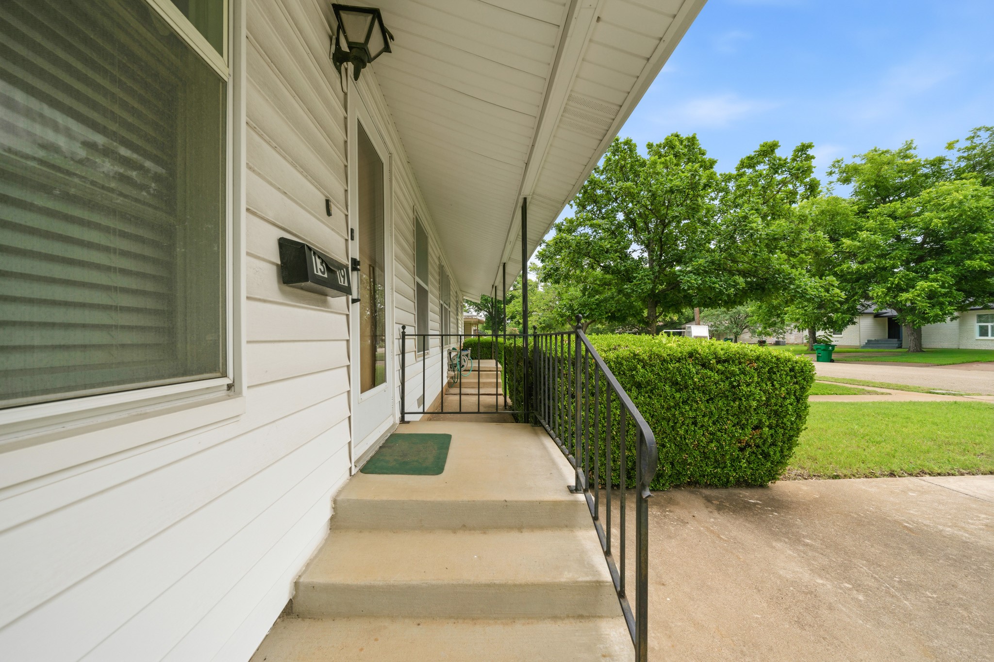 1319 W 3 A Street Mcgregor TX 76657